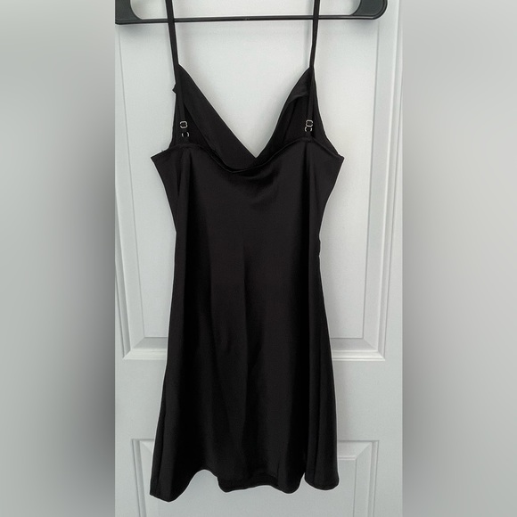 SHEIN Black Solid Cowl Satin Cami Mini Dress with Spaghetti Straps sz M/6 - Picture 2 of 5